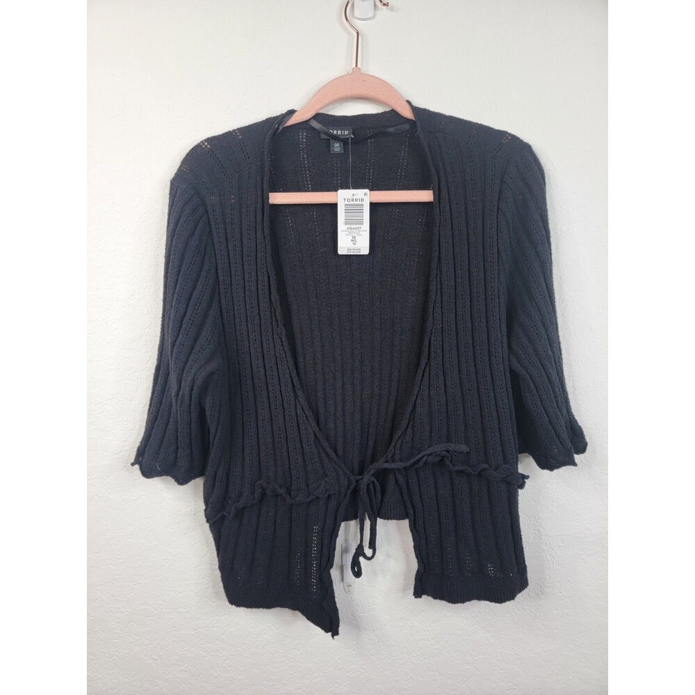 Torrid Black Shrug  00 (M/L) NWT Short Sleeve Cardigan